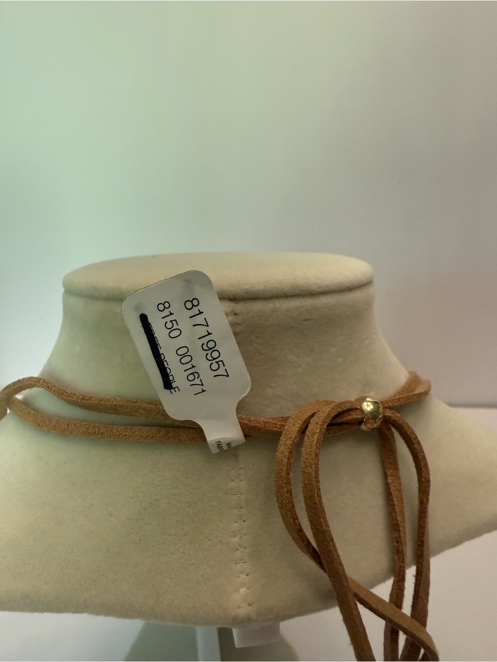 NWT Free People Maui Shell Necklace Bohemian Beach Natural Suede Cord - Picture 5 of 6